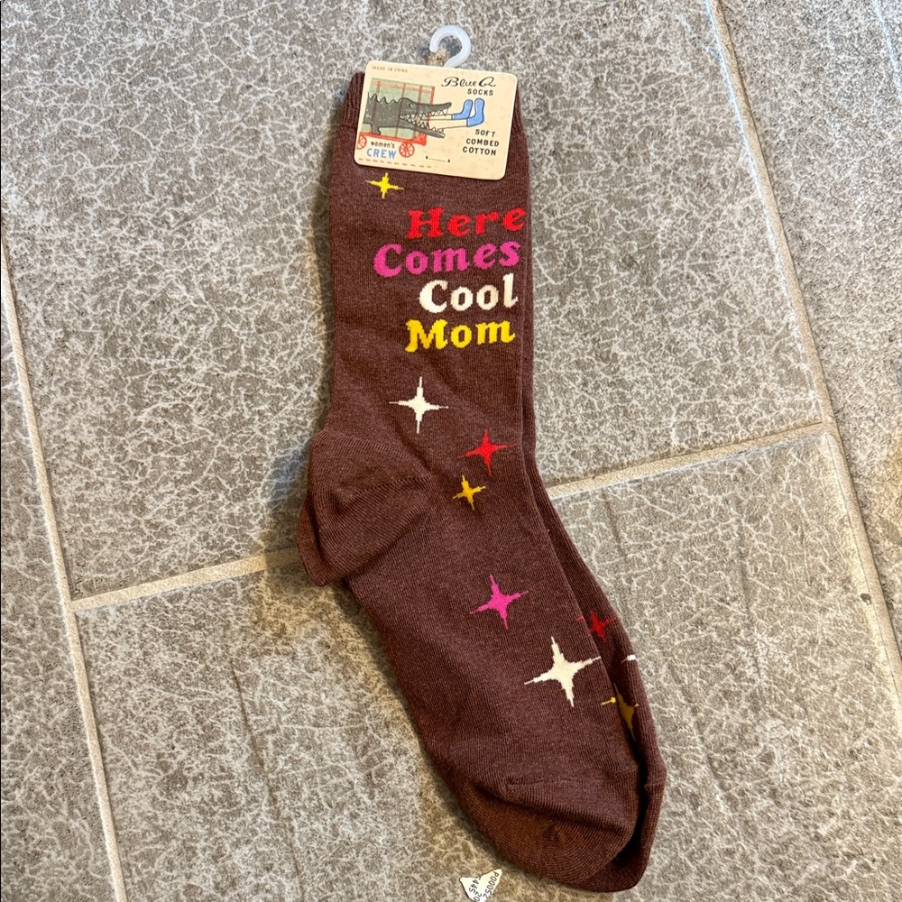 Blue Q Brown Socks with Colorful Stars Here Comes Cool Mom